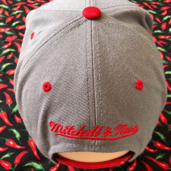 Chicago bulls hat - Picture 3 of 4